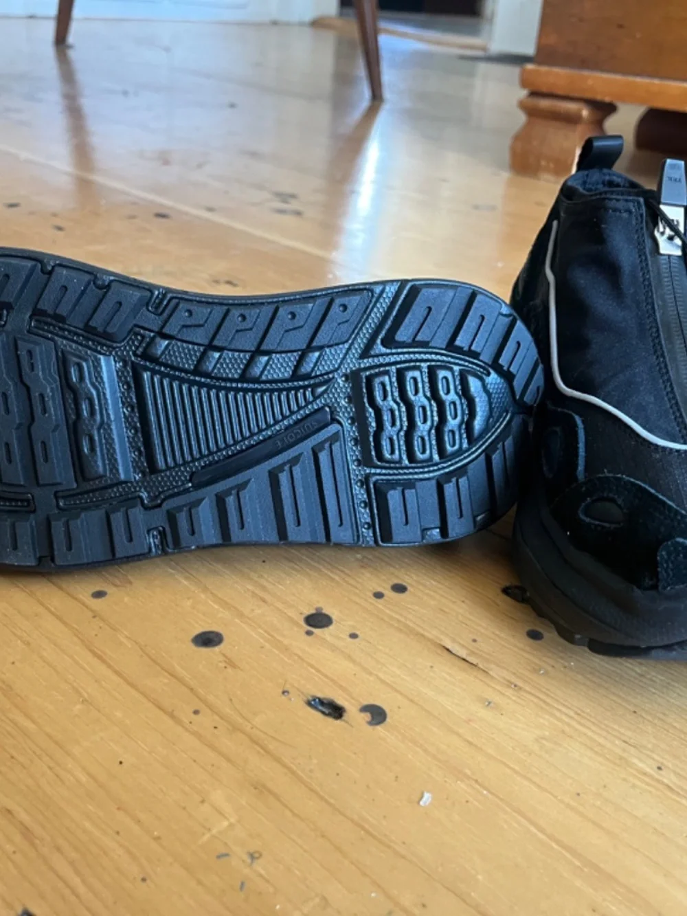BRAND NEW Suicoke Akk-Zip Panelled Sneakers Black Size 7 women's